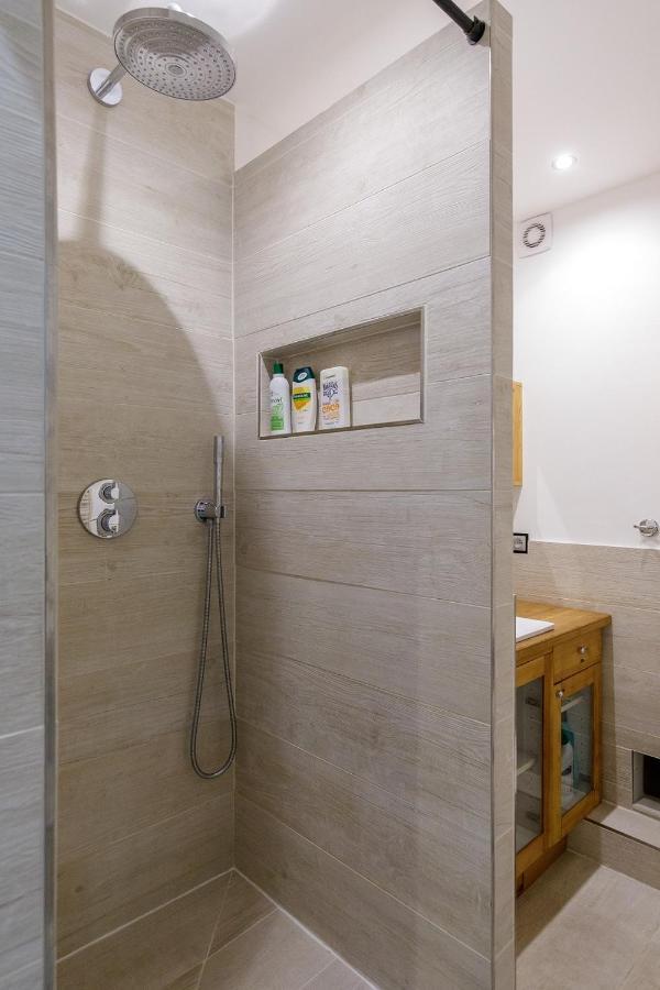 Grand Studio Neuf Face Port Et Plage, Parking Prive Golfe-Juan Εξωτερικό φωτογραφία